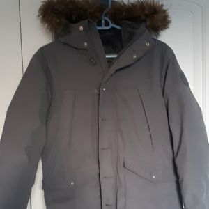 Boy's Gap parka size XL (12-13)